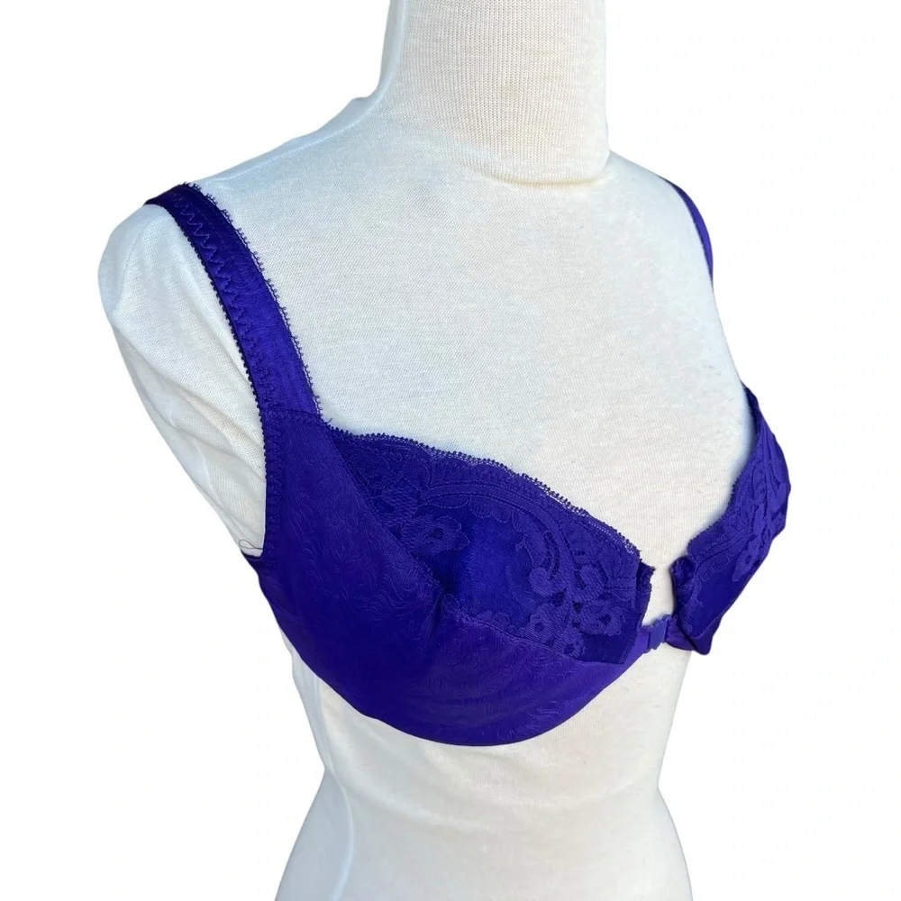 VTG Victoria’s Secret Good Label Bra Purple Jacquard Scroll Lace Front Close 80s